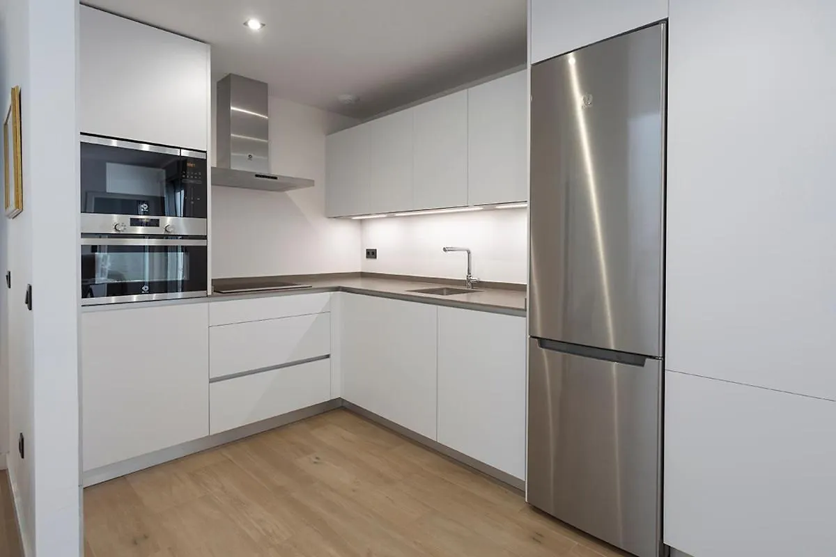 Private & Pool Goyeneta Sevilla Urban Apartment